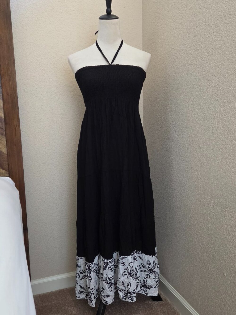 Halter Dress - Black & White - Small